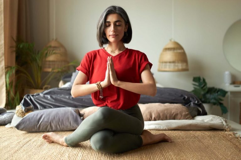 Manfaat Kesehatan dari Meditasi: 8 Alasan Mengapa Anda Harus Mencobanya