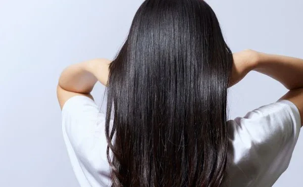 10 Cara Membuat Rambut Berkilau Secara Alami