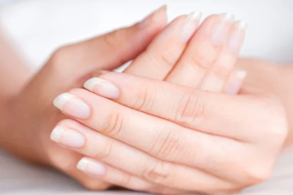 10 Kebiasaan Sehat untuk Kuku yang Lebih Cantik